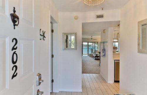 Bouchelles Island Apartment | 2-2 Riverfront Condo At Bouchelle Island