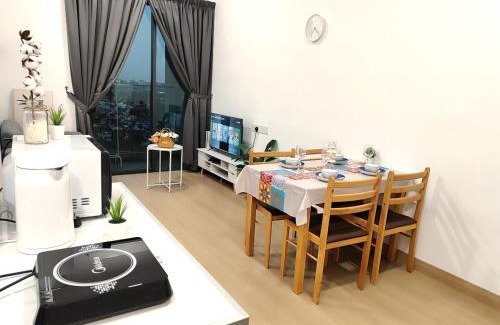 Subang Jaya Apartment | 2-5pax Cozy Condo 2 in The Grand SS15 Sunway 2BRs