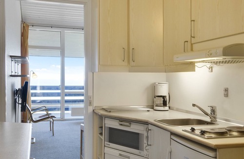 Hirtshals Apartment | 2-6-person apartment in the holiday park Landal Fyrklit