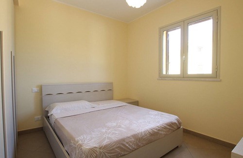 Piana Calzata Villa | 2 adjacent villas, 6 bedrooms, 4 Baths, Wi-Fi, Air cond., Pool, Garden, near Sea