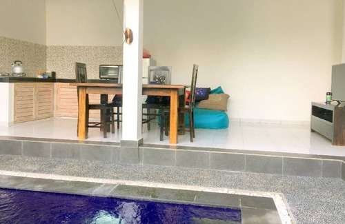 Penestanan Villa | 2 BDR Private Villa in the ricefield with Pool, AC, WIFI & close to Ubud Center