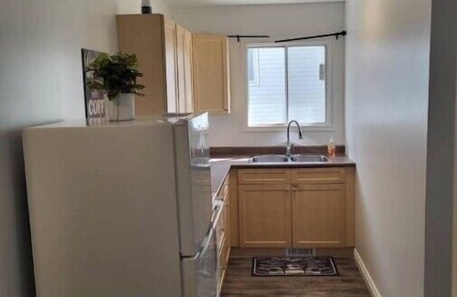 East Kootenay Apartment | 2 bdrm 716 23a ave n unit An