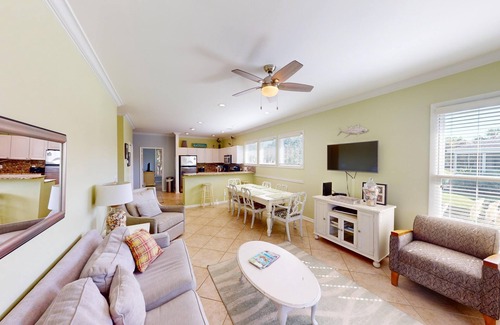 Litchfield by the Sea Villa | 2 Bdrm Lakeside Villa Scenic View With Amenities