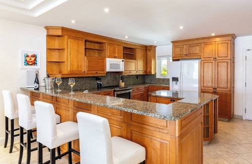 Providenciales Condo | 2 Bdrm Stunning Marina View at The Yacht Club C5