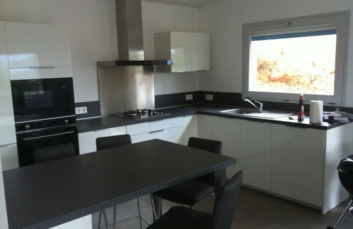 Cirendinu House | 2 bedroom house with private pool 5 minutes from the beaches
