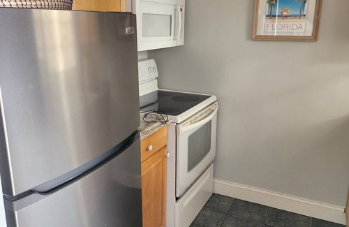 Ormond-by-the-Sea Condo | 2 bed 1 bath condo with pool, wi-fi, beachfront, near Daytona