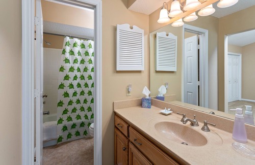 Saint Simons Heights Condo | 2 bed/2.5 bath Quiet Neighborhood Brockinton Marsh