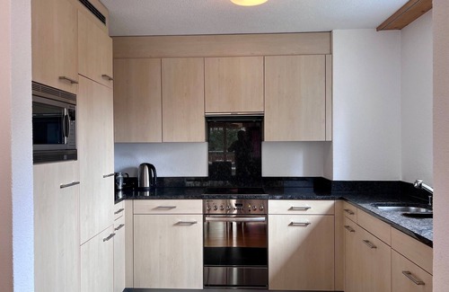 Flims Apartment | 2 Bed 2 Bath, Bright, spacious, central apartment in Flims 5min walk to gondola