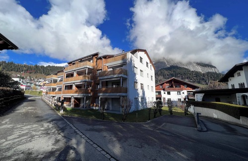 Flims Apartment | 2 Bed 2 Bath, Bright, spacious, central apartment in Flims 5min walk to gondola