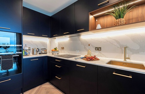 Woolwich Riverside Apartment | 2 Bed 2 Bath Luxury Riverside Apt