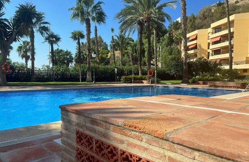 Almunecar Apartment | 2 bed ap. next to beach with communal pool and lovely views