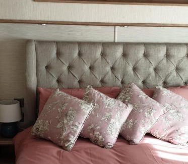Ringwood House | 2-Bed Caravan - Oakdene Forest Park