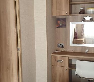 Ringwood House | 2-Bed Caravan - Oakdene Forest Park