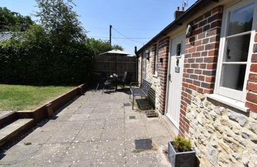Chaldon Herring House | 2 Bed in East Chaldon DC025