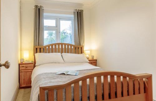 Llanrhidian Higher House | 2 bed in Gower 77978