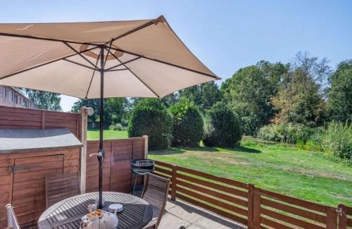 Irstead House | 2 Bed in Happisburgh 88981