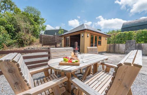 Porthyrhyd House | 2 Bed in Kidwelly oc-t32656