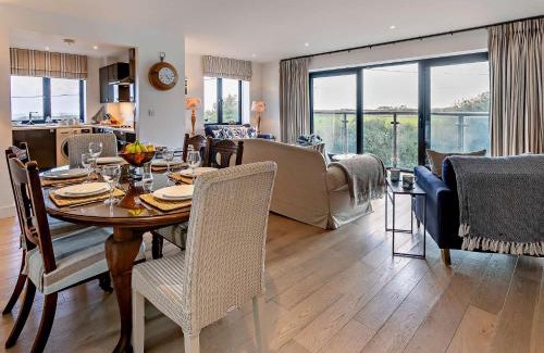 Kuggar Apartment | 2 Bed in Lizard 48616