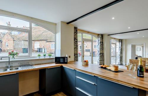 Skendleby House | 2 Bed in Skendleby Psalter 91139