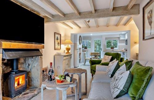 Snowshill Village House | 2 Bed in Snowshill 95825