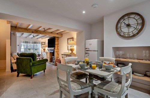 Snowshill Village House | 2 Bed in Snowshill 95825