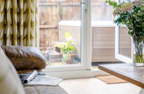 Stanton by Bridge House | 2 Bed in Stanton-by-Bridge 78581