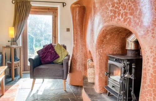 Tiverton House | 2 Bed in Tiverton 77442
