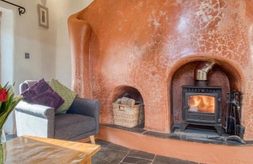 Tiverton House | 2 Bed in Tiverton 77442