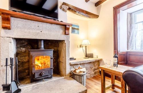 Winster House | 2 Bed in Winster 81043