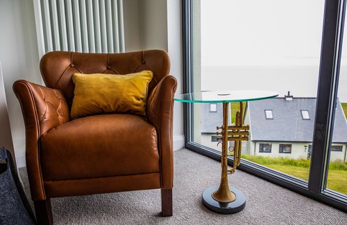 Rhyd-y-clafdy Apartment | 2 Bed Penthouse Apartment - 6 (Plas)