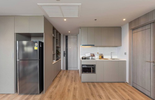 Pratumnak Hill Apartment | 2 Bed Room Sea View High Floor Luxury Accomodation