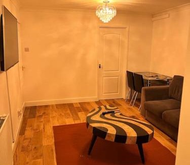 Solihull Apartment | 2 bed Solihull near NEC Airport, JLR, Resort Wrld