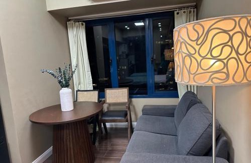 San Antonio Apartment | 2 Bed Suite at Air Residences Condo, Ayala Ave Makati