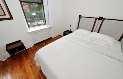 Midtown West Apartment | 2 Bed Sunny Apartment Midtown Furnished Wifi