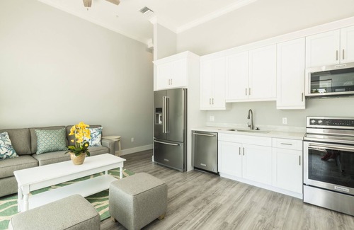 Meadows Condo | 2 Bedroom 1 Bath Condo at Bayfront Suites & Marina - NO CLEANING FEE
