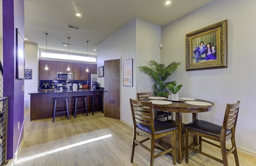Downtown Memphis Condo | 2 bedroom/2.5 bath Memphis Condo - Prime Downtown Location! Newly Renovated