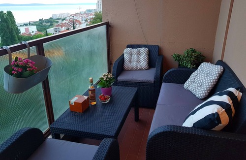 Znjan Apartment | 2 bedroom, 69m2 Sea View Apartment with balcony