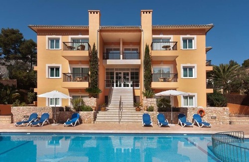 Cala San Vicente Apartment | 2 bedroom accommodation in Cala San Vicente