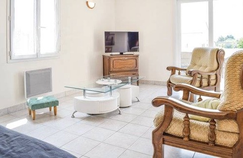 Saint-Marcouf House | 2 bedroom accommodation in St. Marcouf De L'Isle