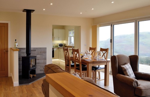 Disserth and Trecoed Cottage | 2 bedroom accommodation in Howey, near Llandrindod Wells