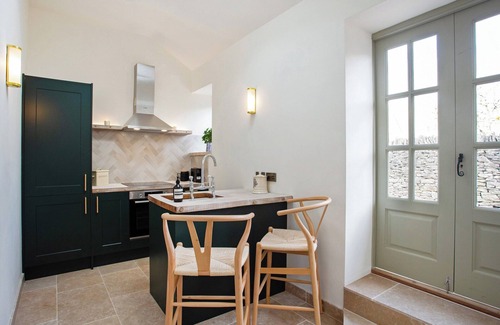 Stow-on-the-Wold Cottage | 2 bedroom accommodation in Stow-on-the-Wold