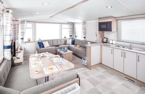 Cresswell House | 2 bedroom accommodation in Cresswell beach