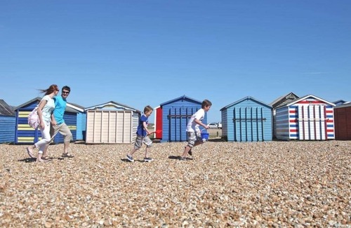 Hayling Island House | 2 bedroom accommodation in Hayling Island
