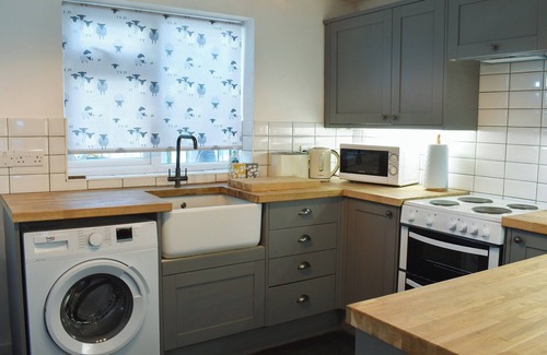 Llanfairfechan Cottage | 2 bedroom accommodation in Llanfairfechan, near Conwy