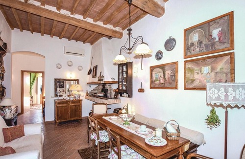 Montefoscoli Apartment | 2 bedroom accommodation in Montefoscoli PI