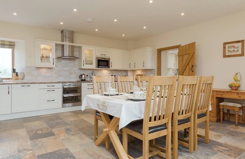 West Pennard Cottage | 2 bedroom accommodation in West Pennard, near Glastonbury