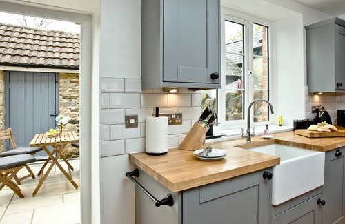 Sticklepath Cottage | 2 bedroom accommodation in Sticklepath, near Okehampton