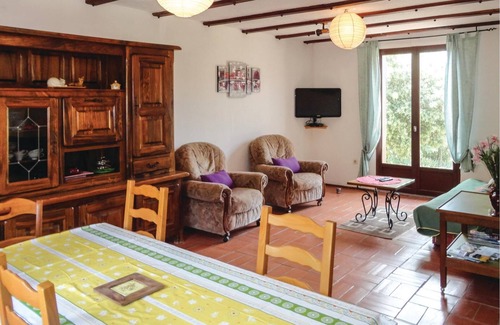 Cabrerolles House | 2 bedroom accommodation in Cabrerolles
