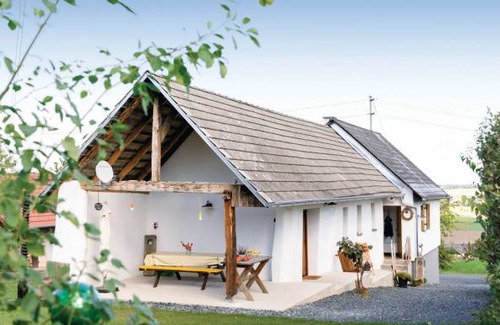 Eberau House | 2 bedroom accommodation in Eberau