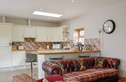 Lochmaben Cottage | 2 bedroom accommodation in Lochmaben near, Lockerbie